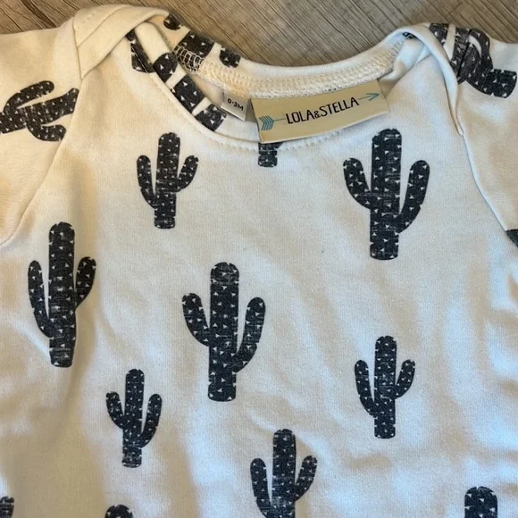 Cactus onesie - Picture 2 of 2